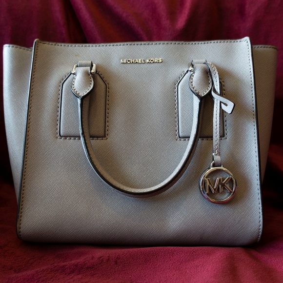 MK Selby Medium Leather Satchel Pearl Grey - Picture 1 of 7